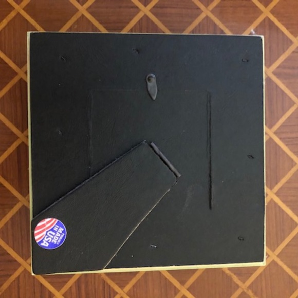 Bella Fiore Handmade, Hand-painted Picture Frame - Picture 4 of 4